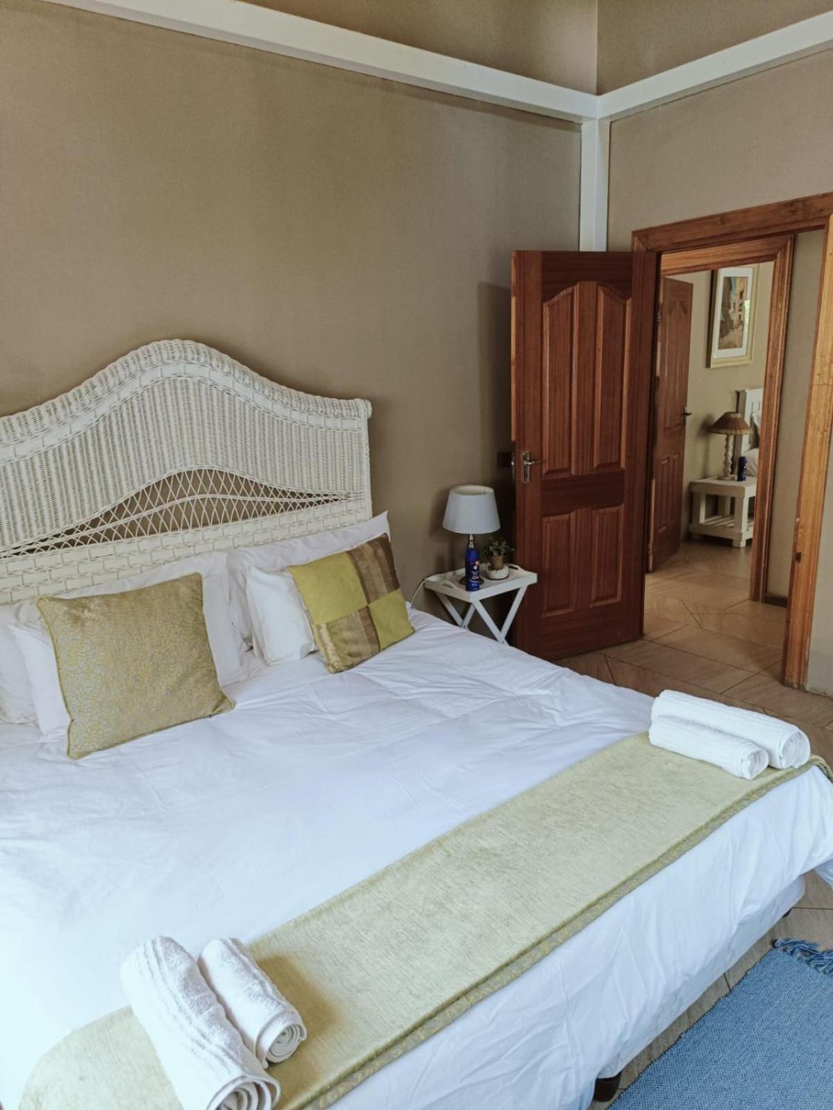 Millstream Inn Guest House Skeerpoort Oda fotoğraf